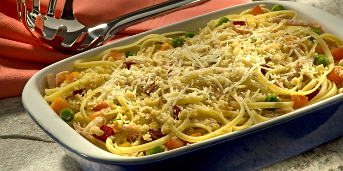 Macarrão integral com frango e legumes (massa equilibrada)