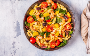 Fusilli com tapenade de alcaparras e azeitonas negras (massa especial)