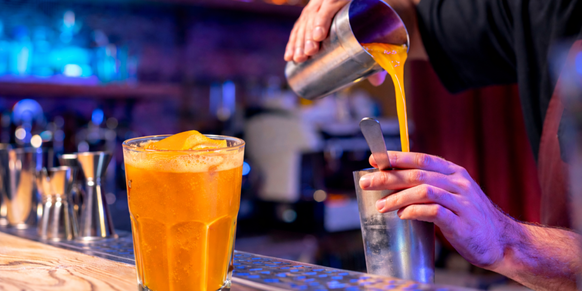 Drink Cafezinho e laranja com refresco Vilma